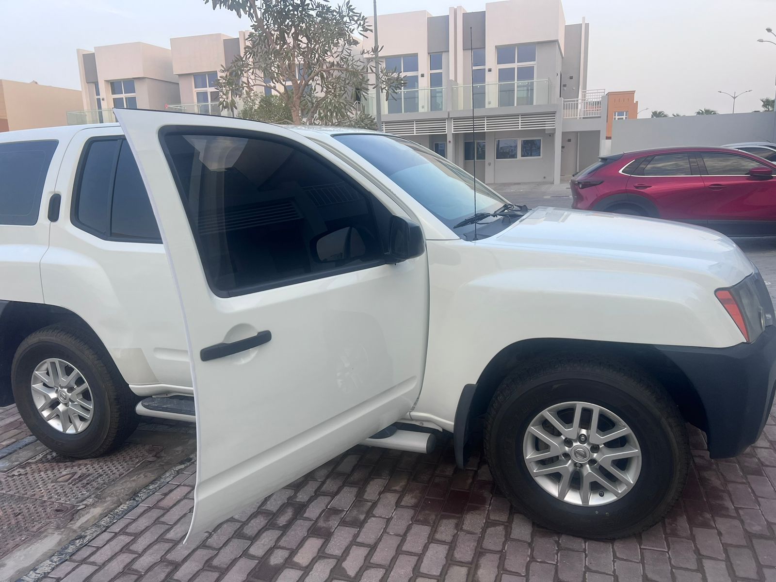 Nissan Xterra 2014 GCC Specs - VIN 5N1AN0N60EN813427